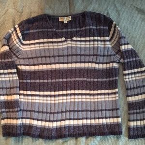 Carolyn Taylor v neck sweater